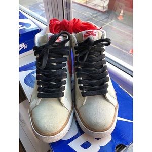 Nike SB Blazer Premium. Size 10